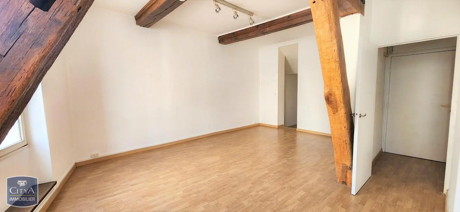 Photo 1 Appartement 2 pièces 74.04m²