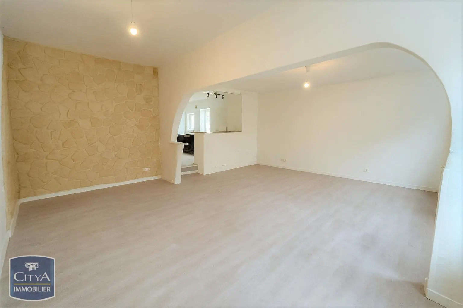 Photo 1 Maison 5 pièces 108m²