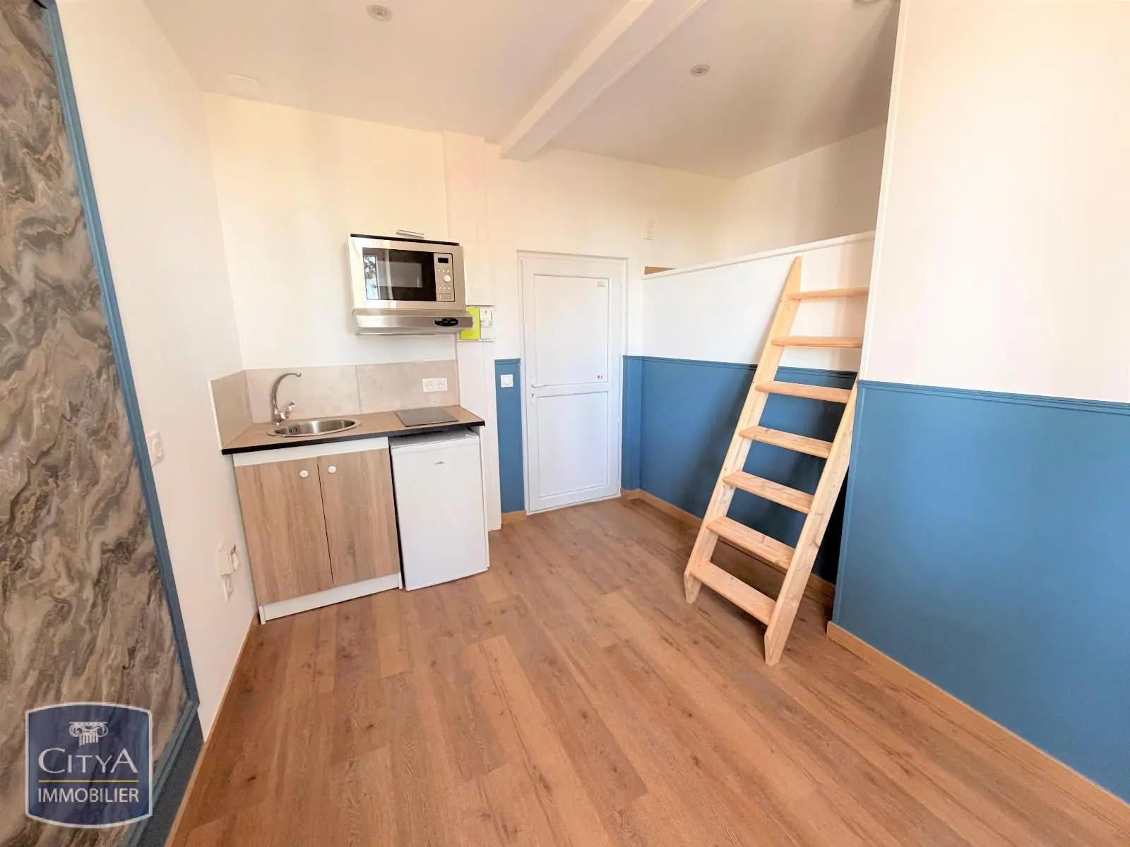 Photo 2 Appartement 1 pièce 14.98m²