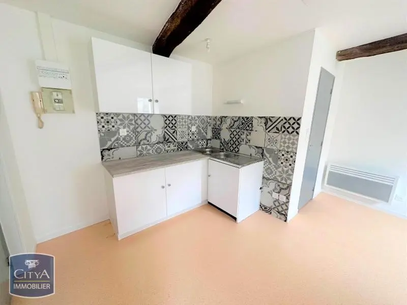 Photo 1 Appartement 1 pièce 17.63m²