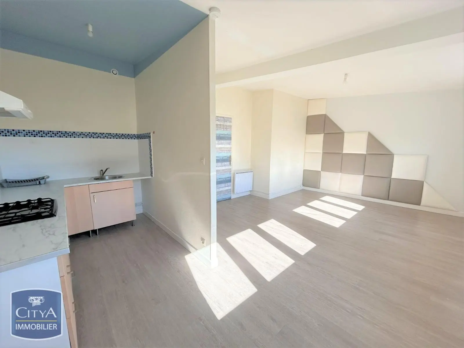 Photo 1 Appartement 1 pièce 33m²