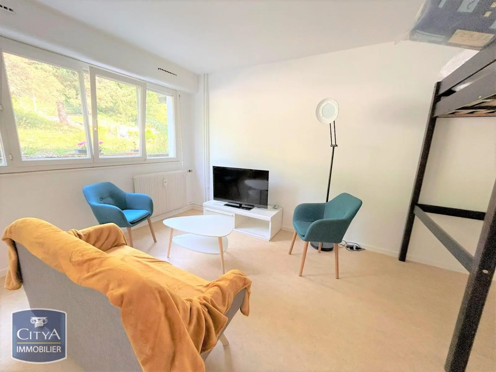 Photo 1 Appartement 1 pièce 31.57m²