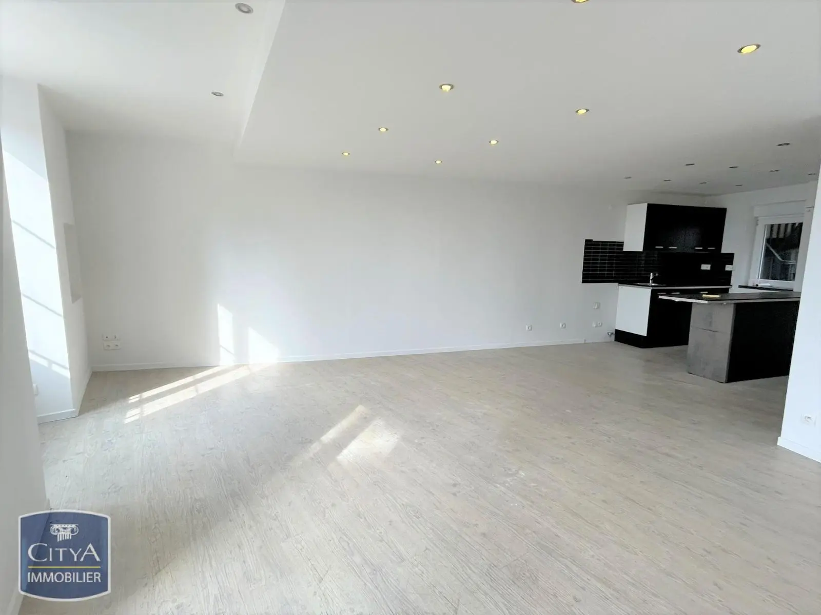 Photo 4 Appartement 1 pièce 51.83m²