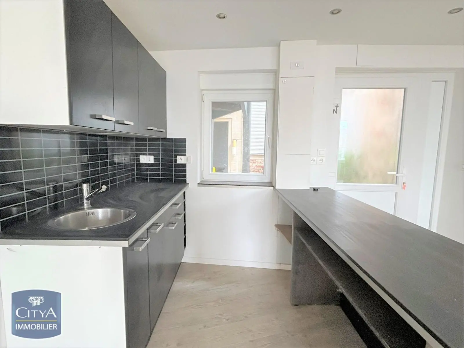 Photo 7 Appartement 1 pièce 51.83m²