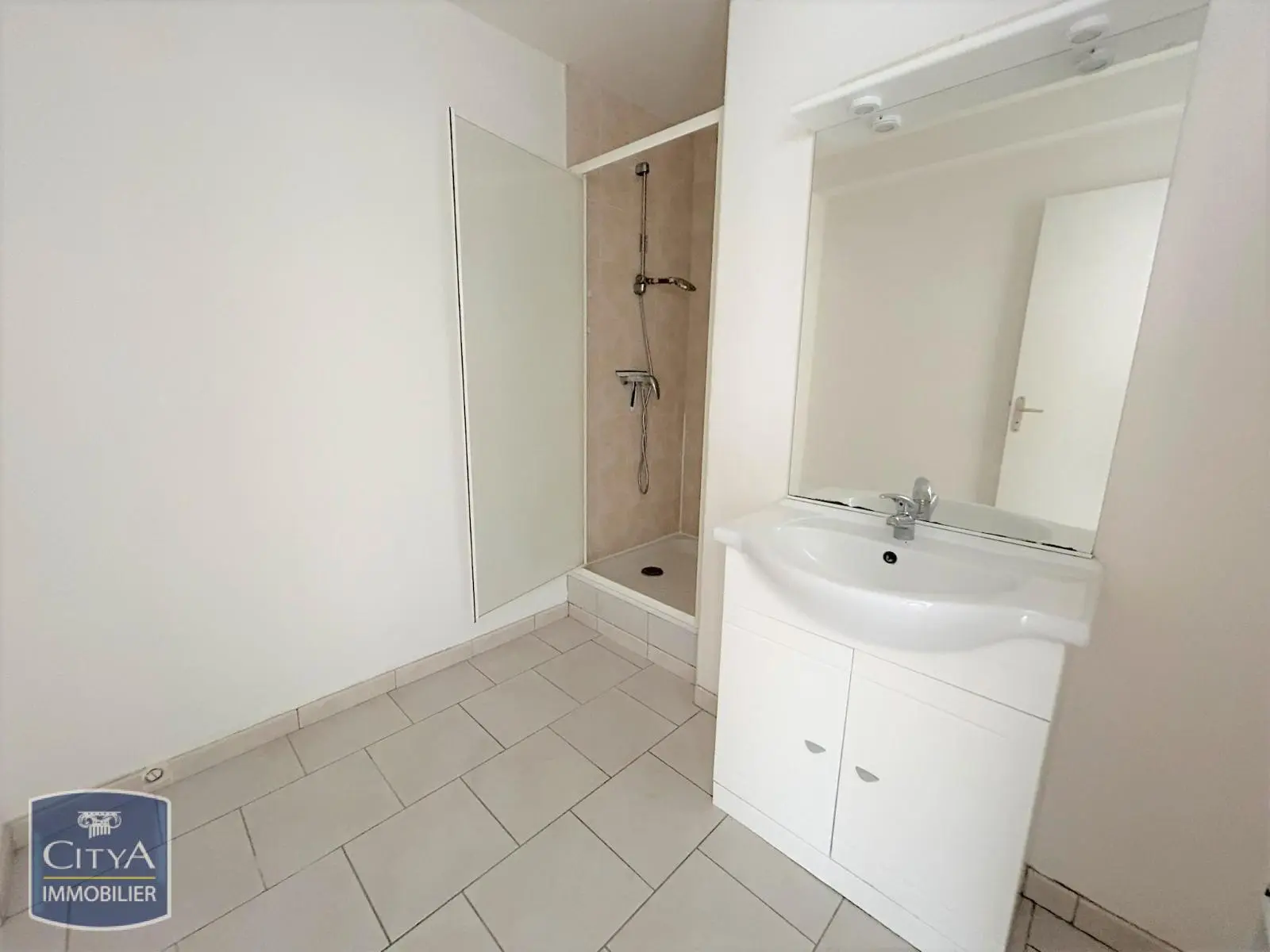 Photo 9 Appartement 2 pièces 57.4m²