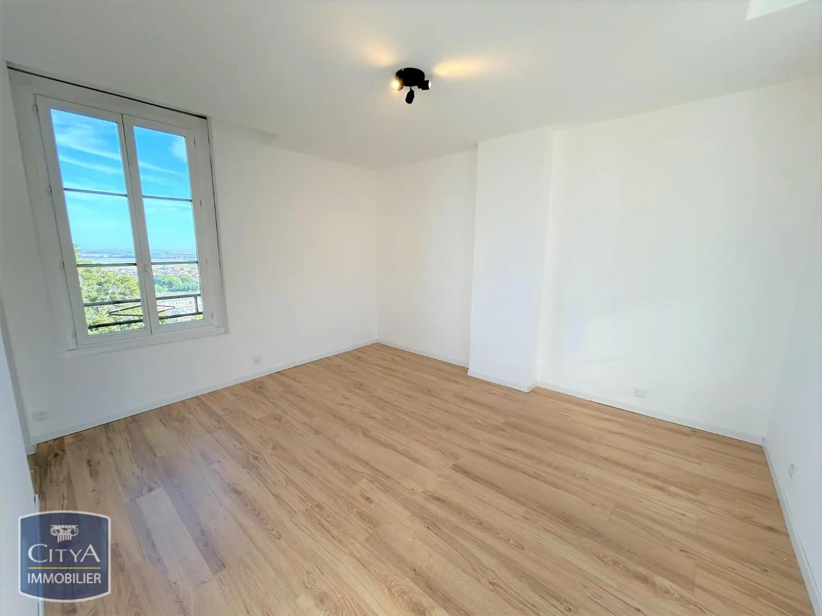 Photo 3 Appartement 1 pièce 26.34m²