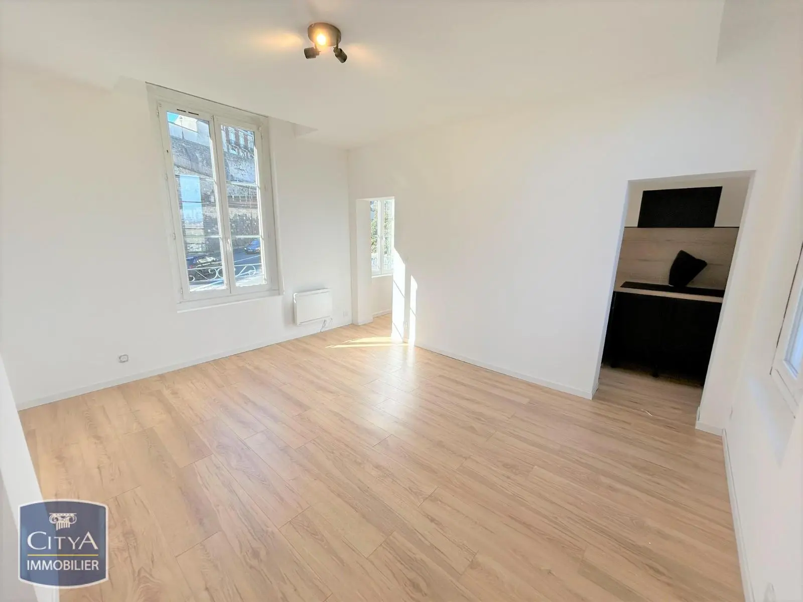 Photo 1 Appartement 1 pièce 26.34m²