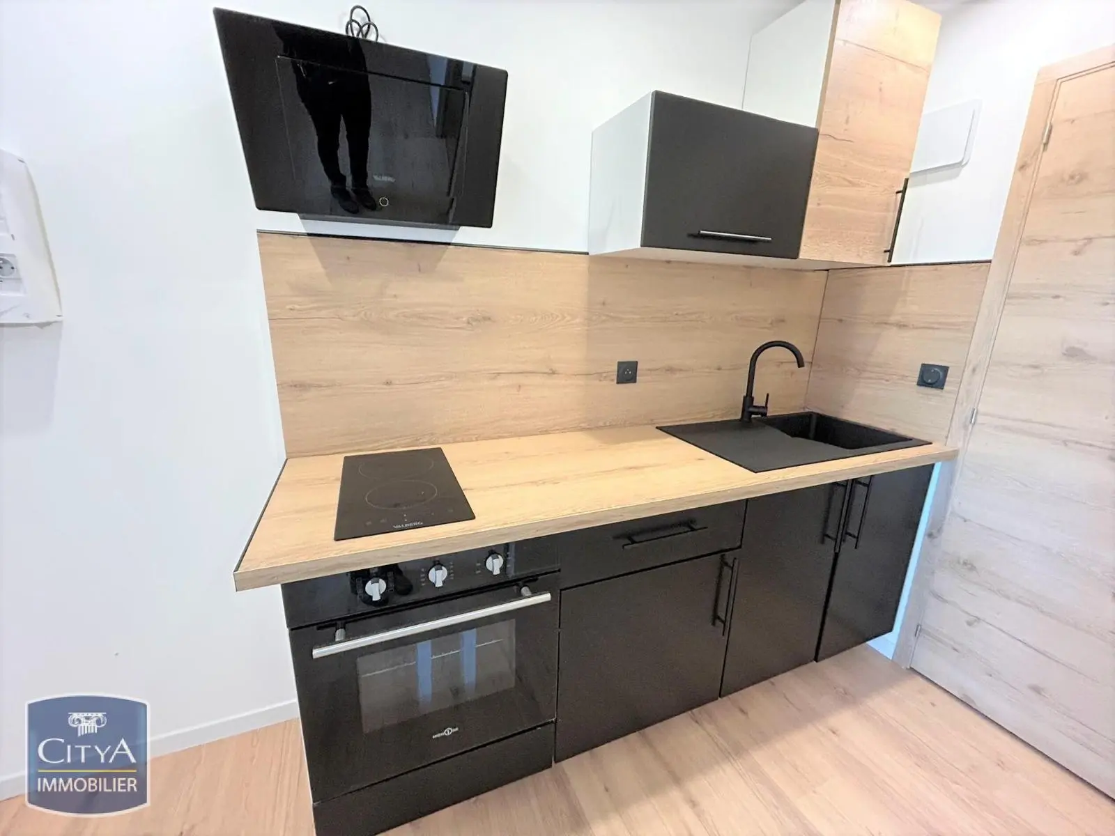 Photo 8 Appartement 1 pièce 32.83m²