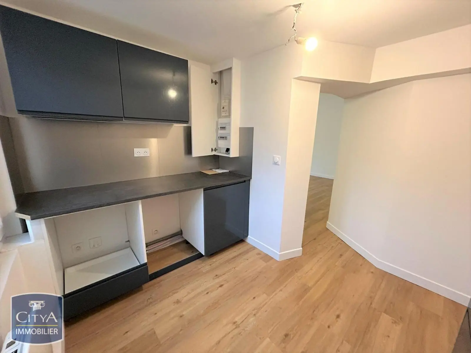 Photo 8 Appartement 1 pièce 33.92m²