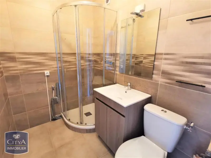 Photo 3 Appartement 1 pièce 31.98m²
