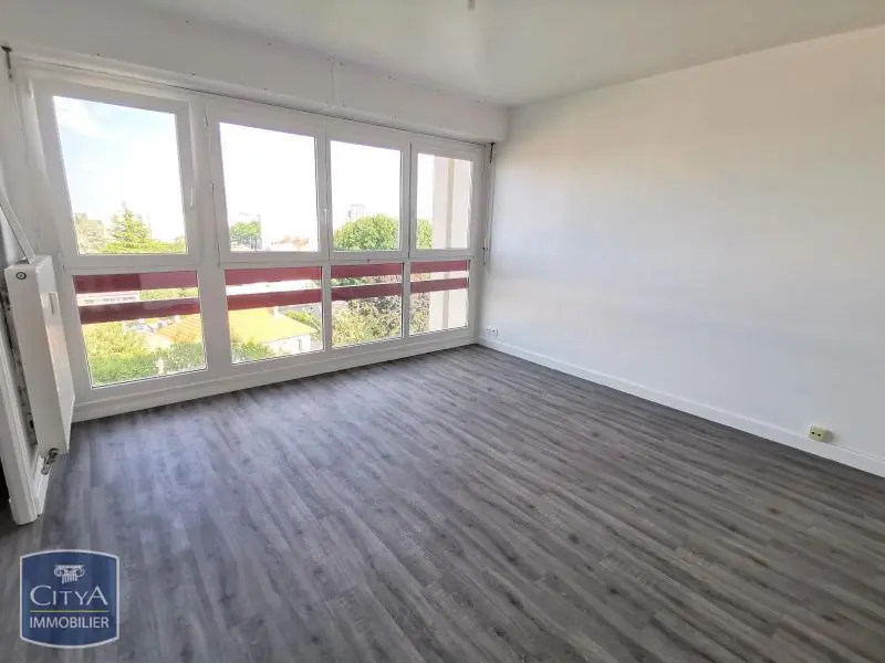 Photo 7 Appartement 1 pièce 31.98m²