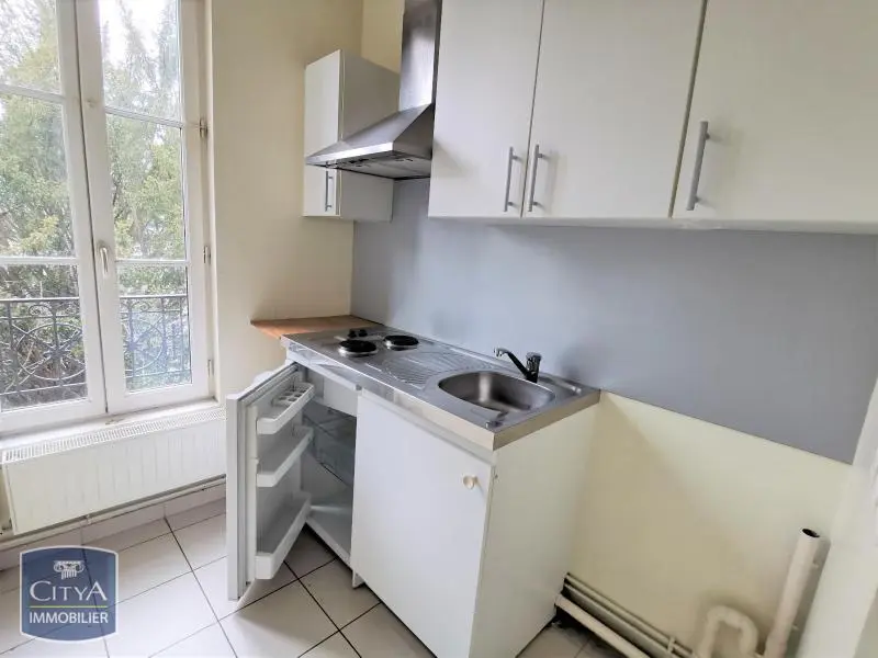 Photo 2 Appartement 1 pièce 31.6m²