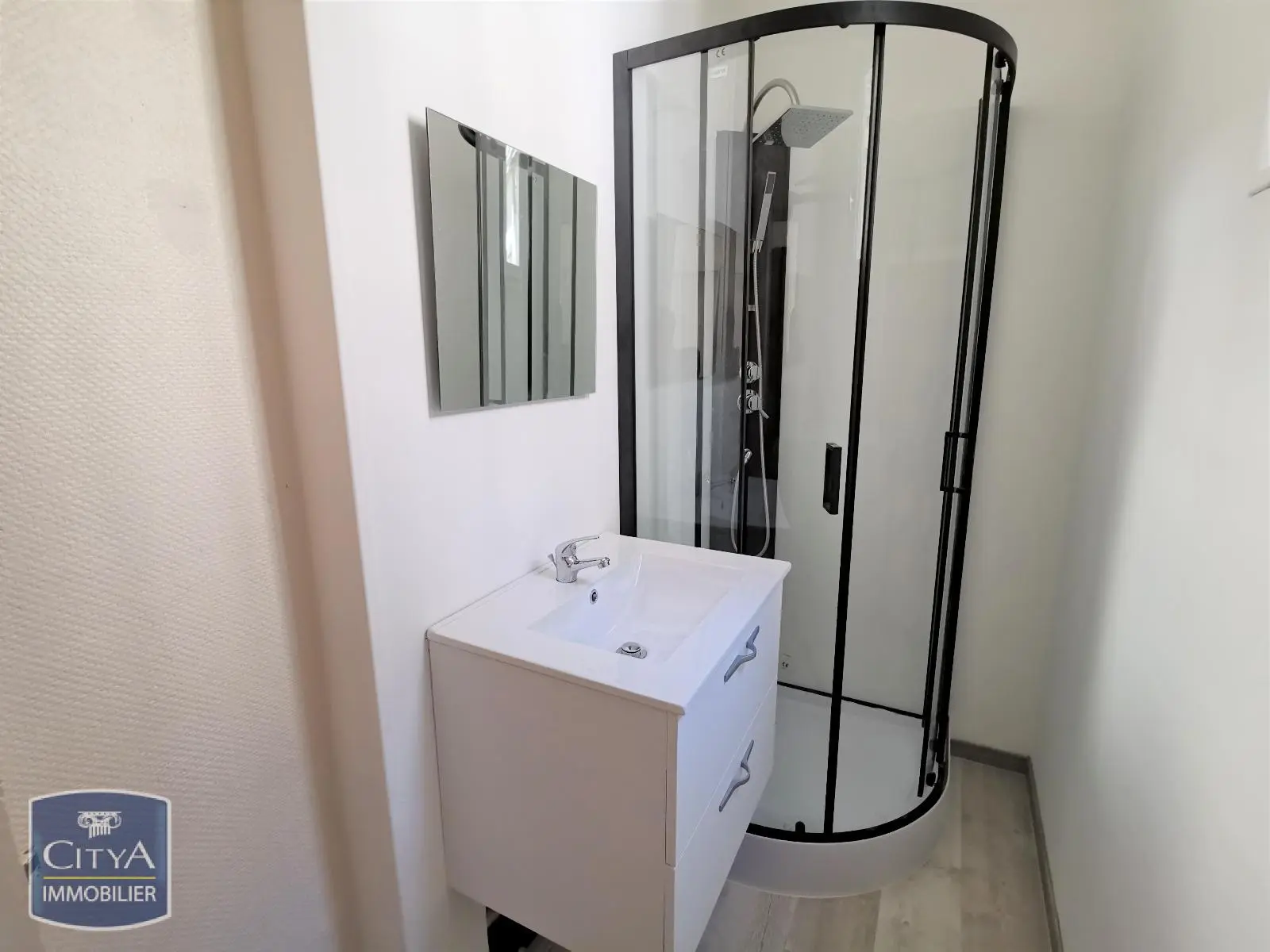 Photo 6 Appartement 1 pièce 23.76m²