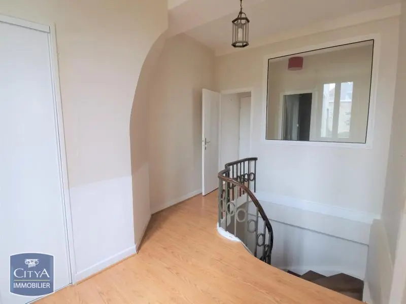 Photo 9 Appartement 4 pièces 109.66m²