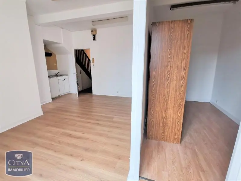 Photo 2 Appartement 1 pièce 30.75m²