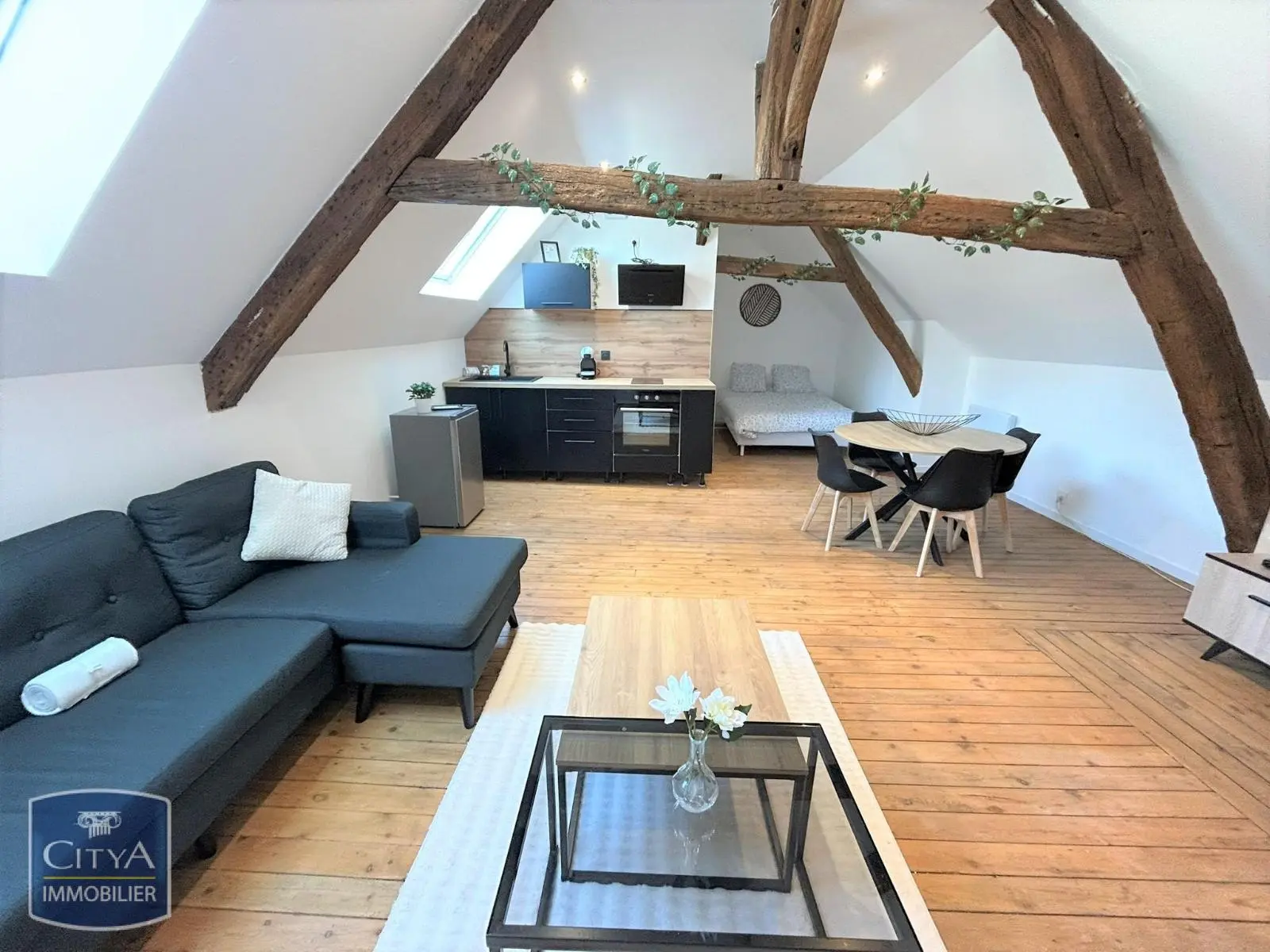 Photo 2 Appartement 1 pièce 30.94m²