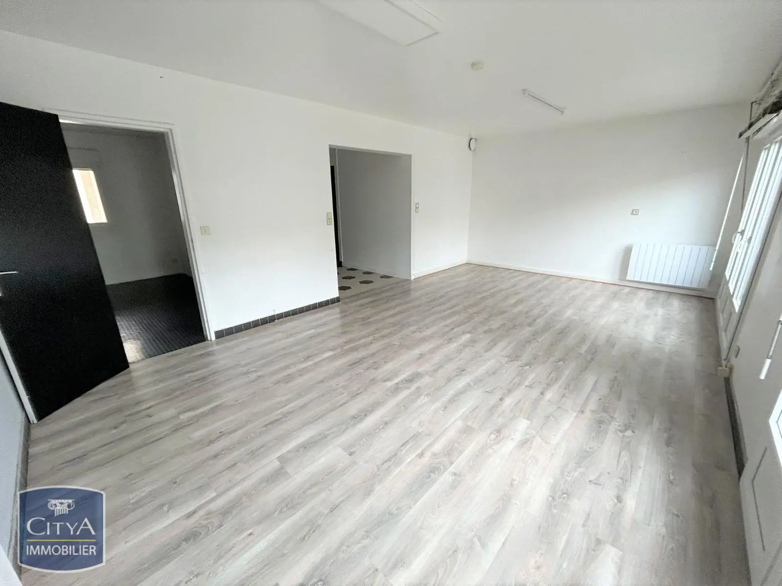 Photo 4 Local Professionnel 2 pièces 49.83m²