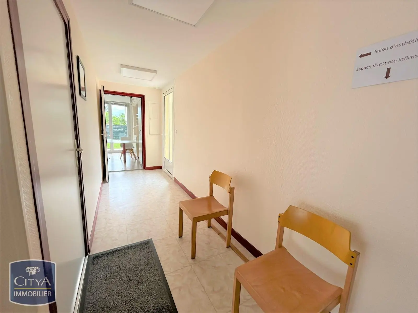 Photo 5 Local Professionnel 1 pièce 22m²
