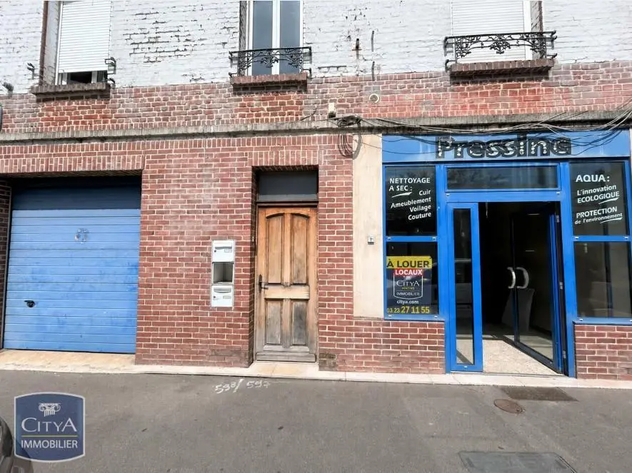 Photo 1 Local Professionnel 130m²