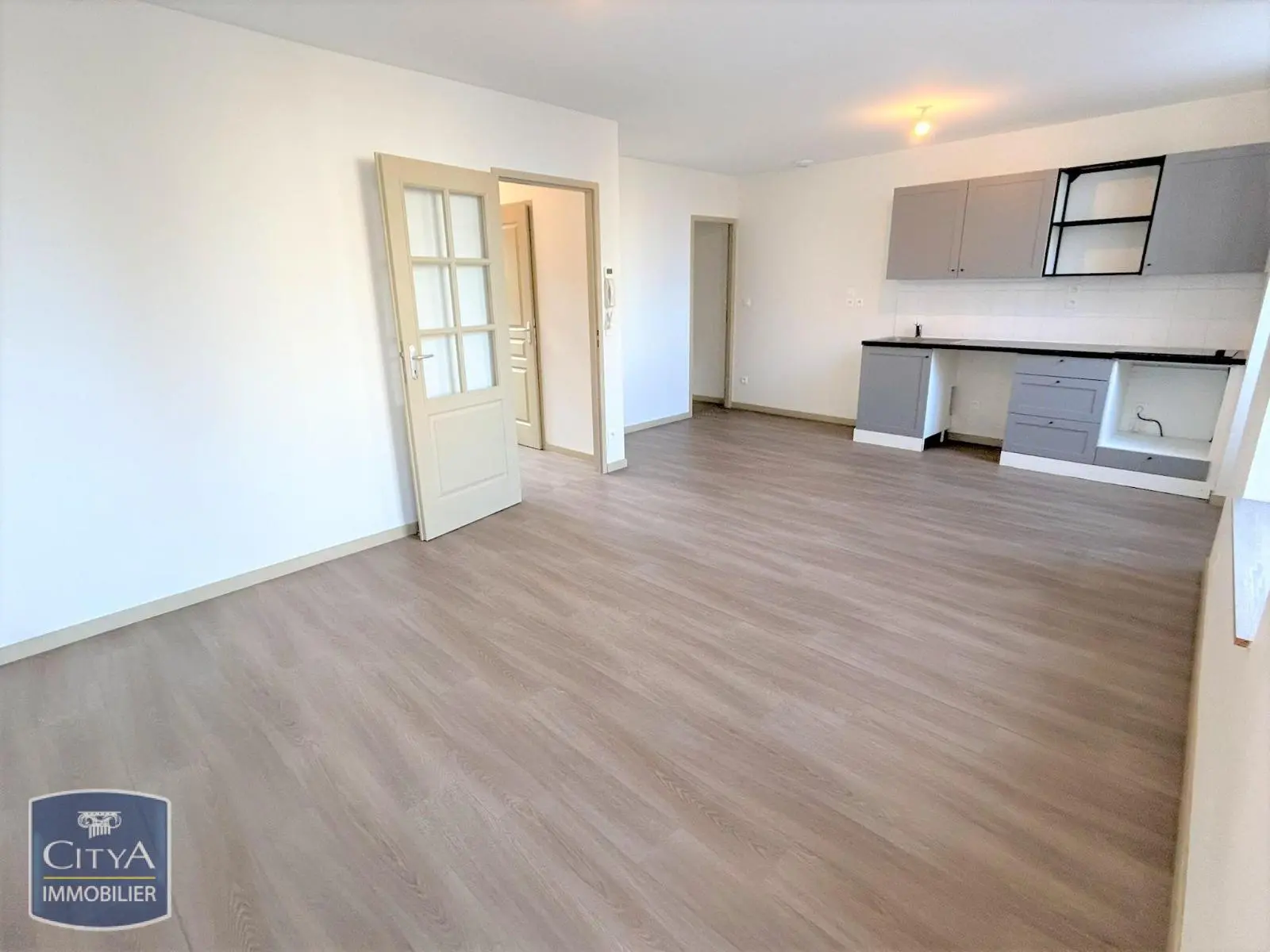 Photo 3 Appartement 2 pièces 53.44m²