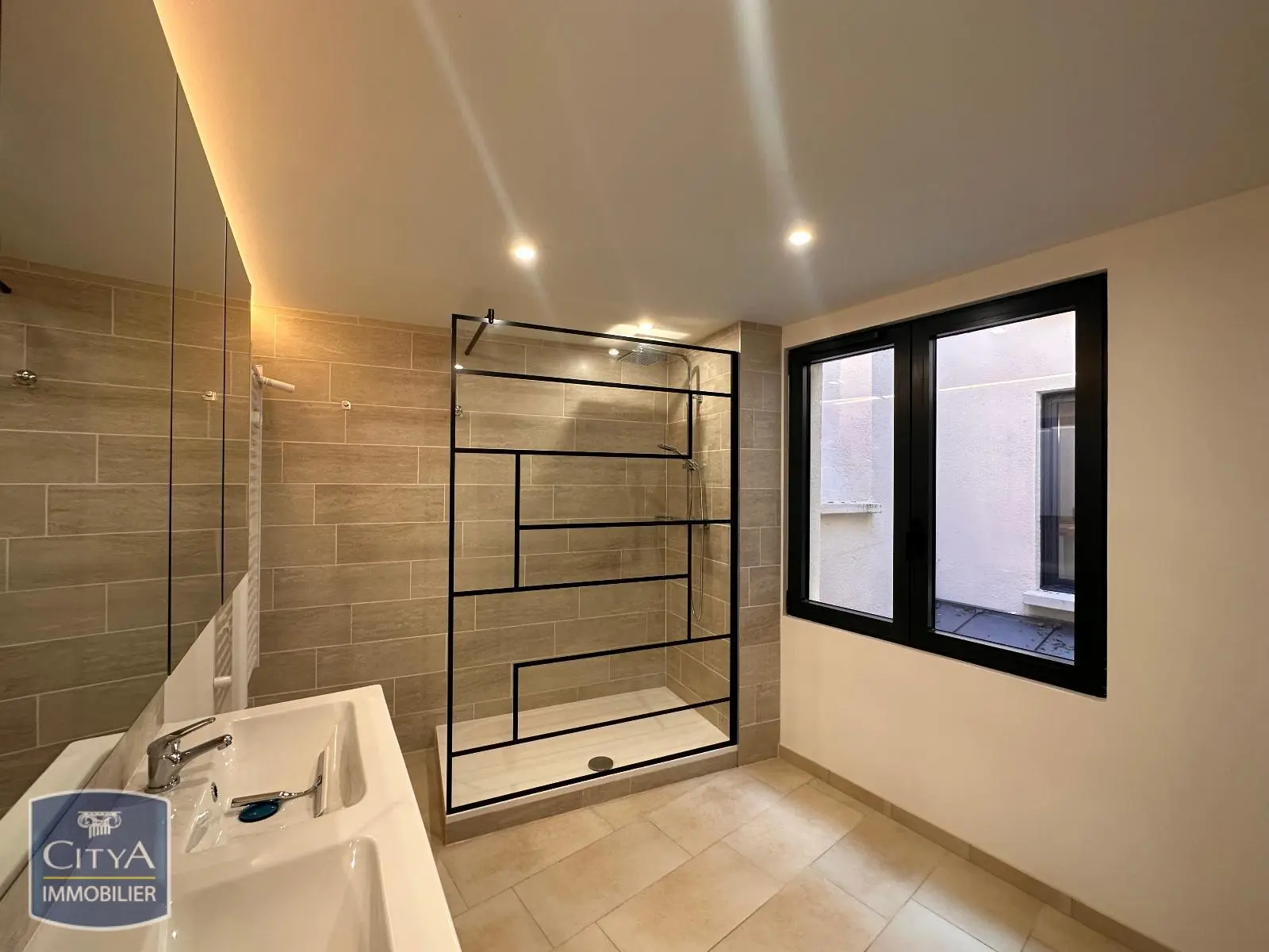 Photo 4 Appartement 4 pièces 110.48m²