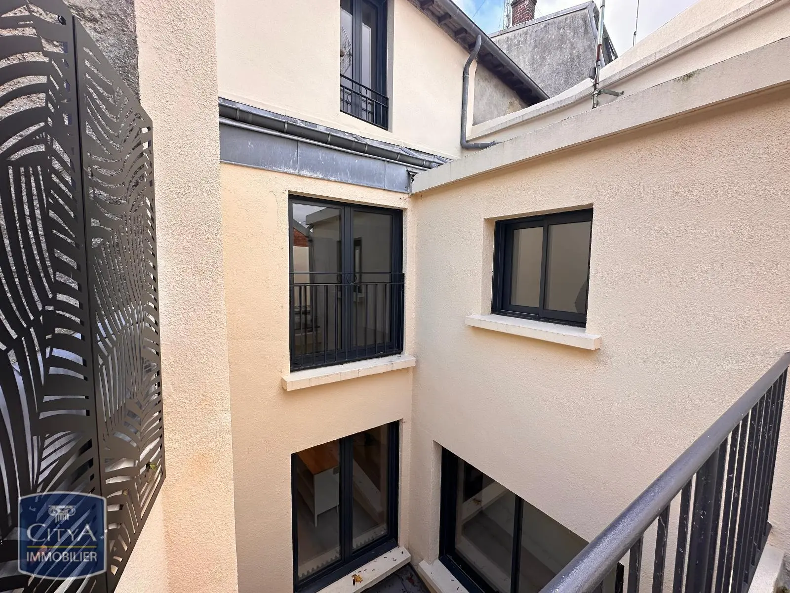 Photo 15 Appartement 4 pièces 110.48m²