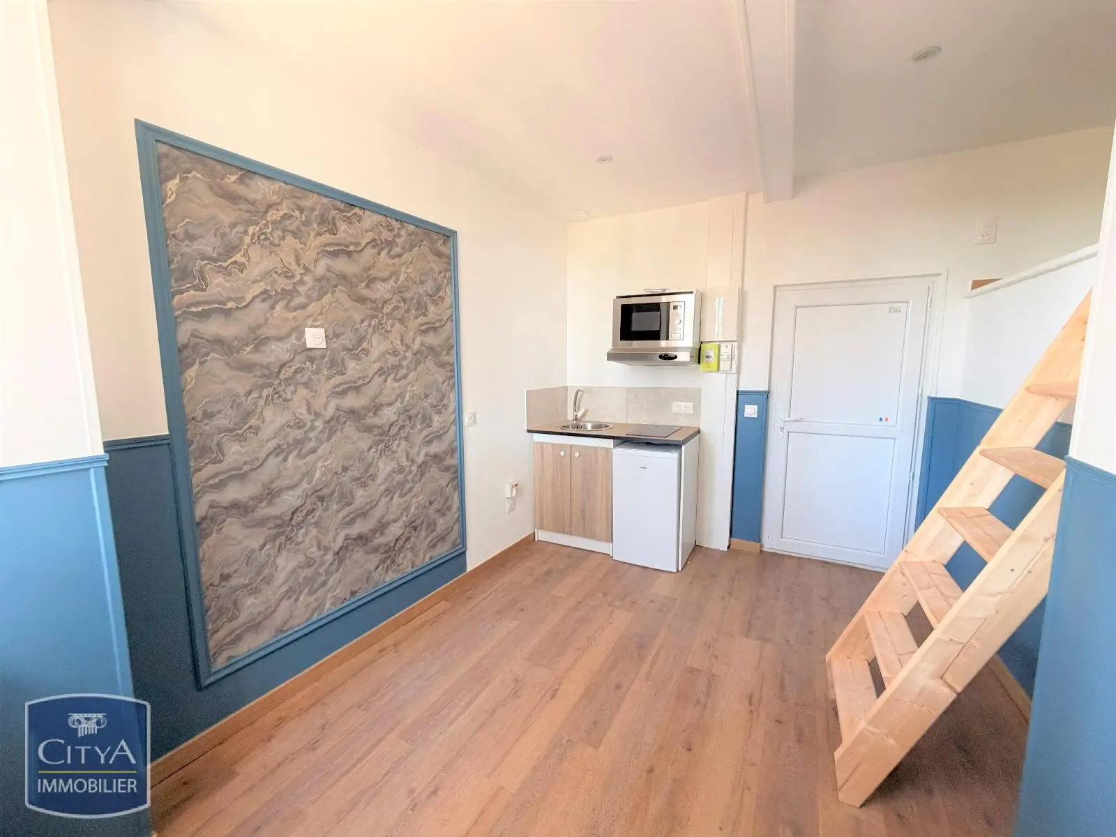 Photo 1 Appartement 1 pièce 14.98m²