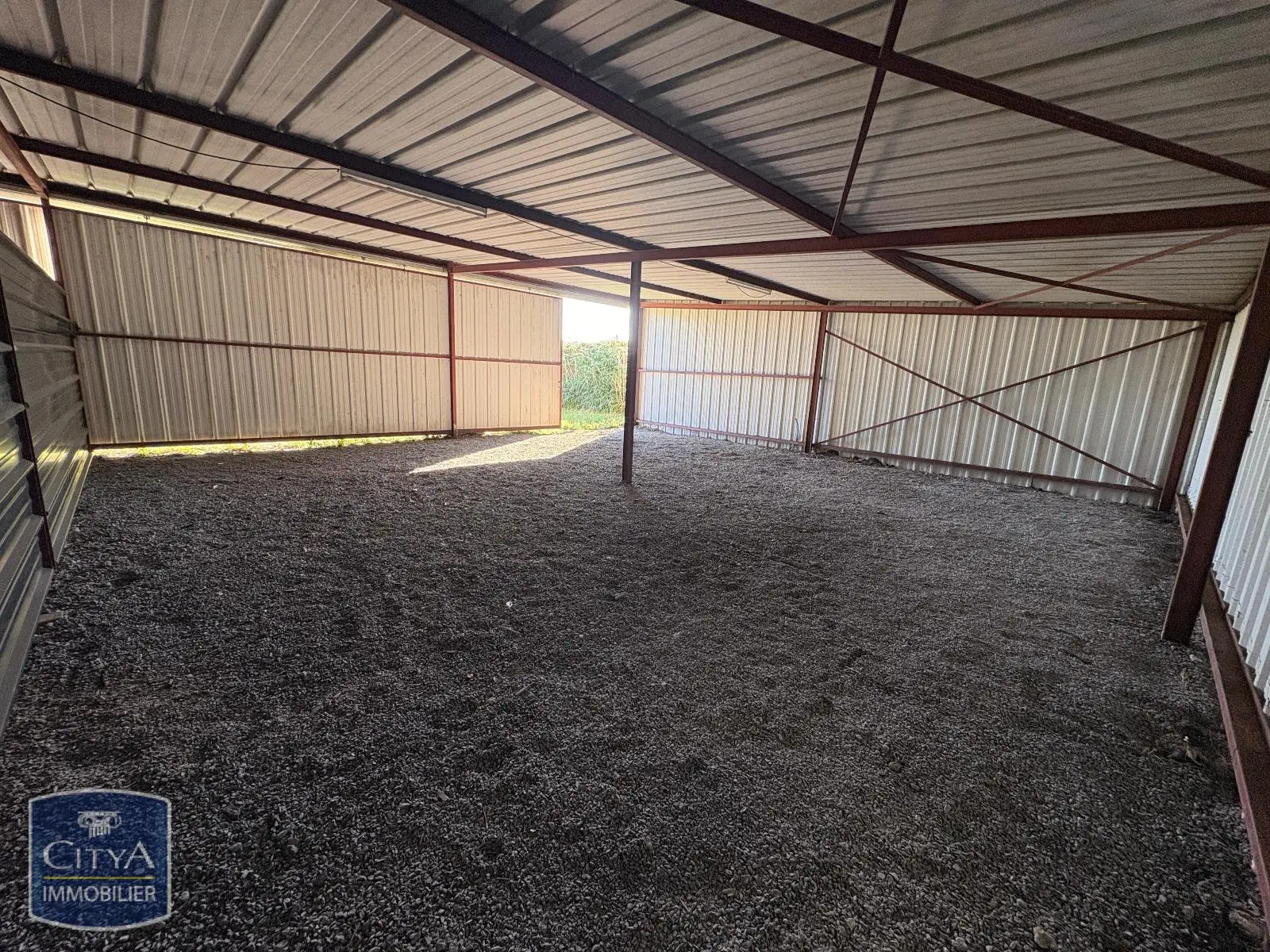 Photo 5 Local Industriel 100m²