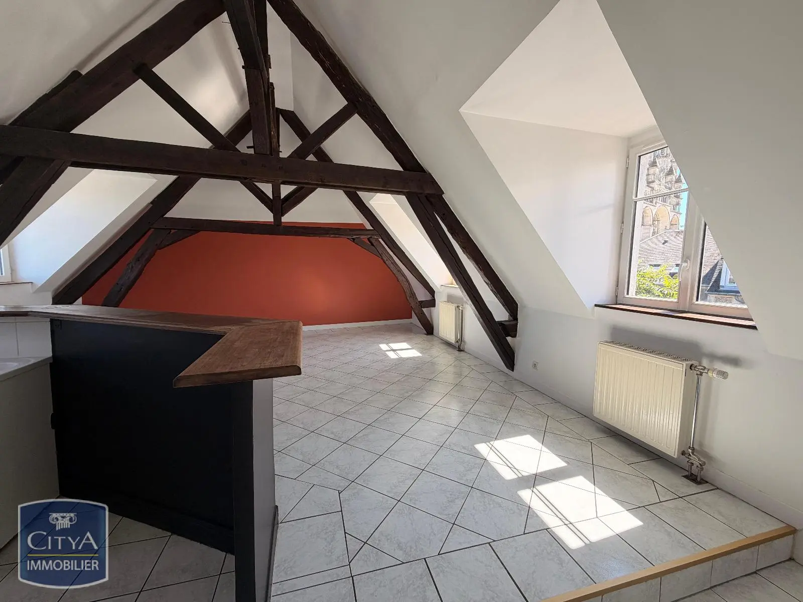 Photo 1 Appartement 4 pièces 84.22m²