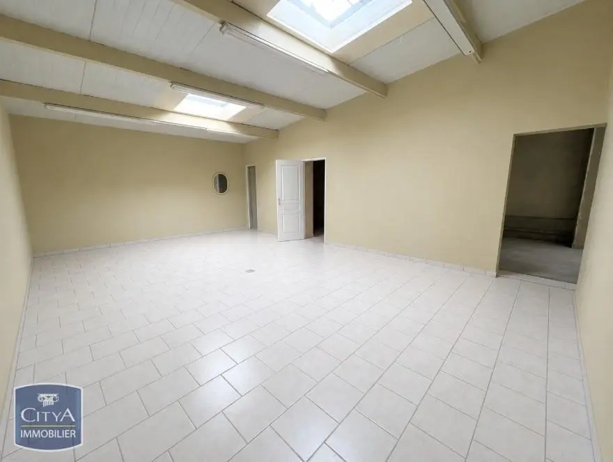 Photo 10 Local Professionnel 130m²