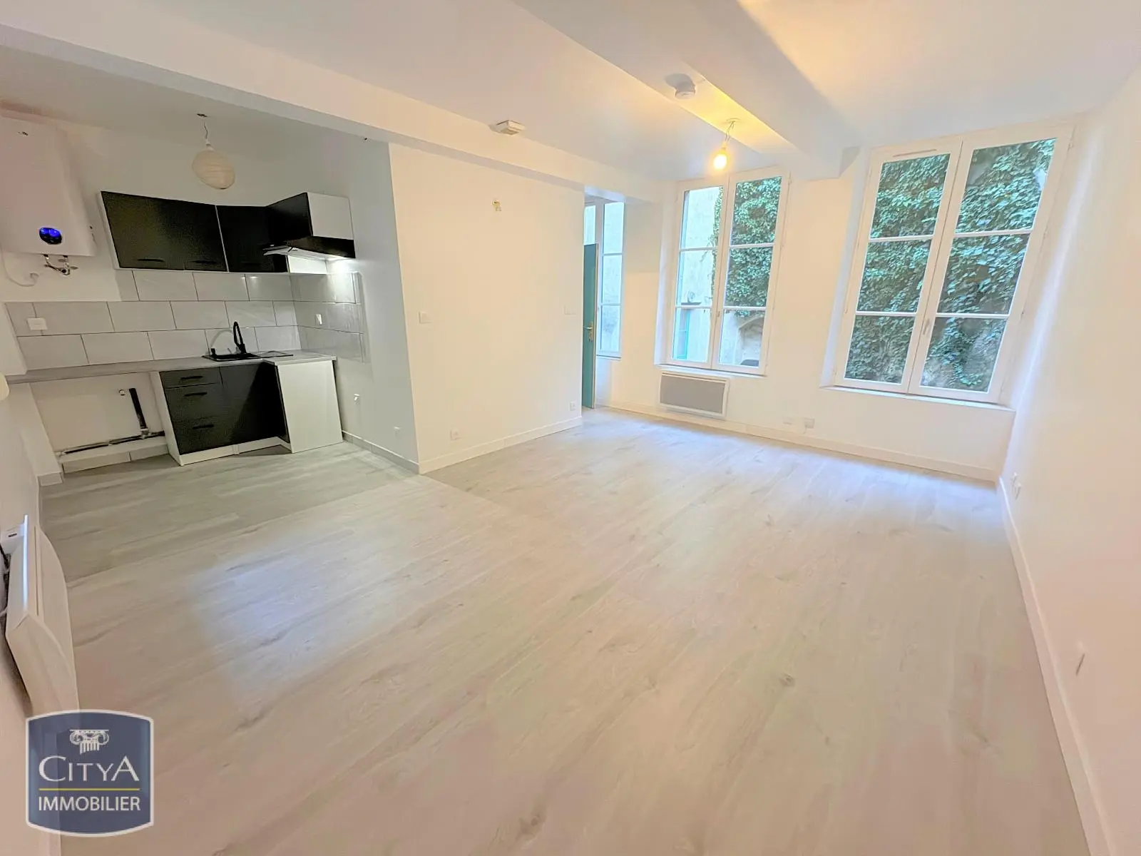 Photo 1 Appartement 1 pièce 28.34m²