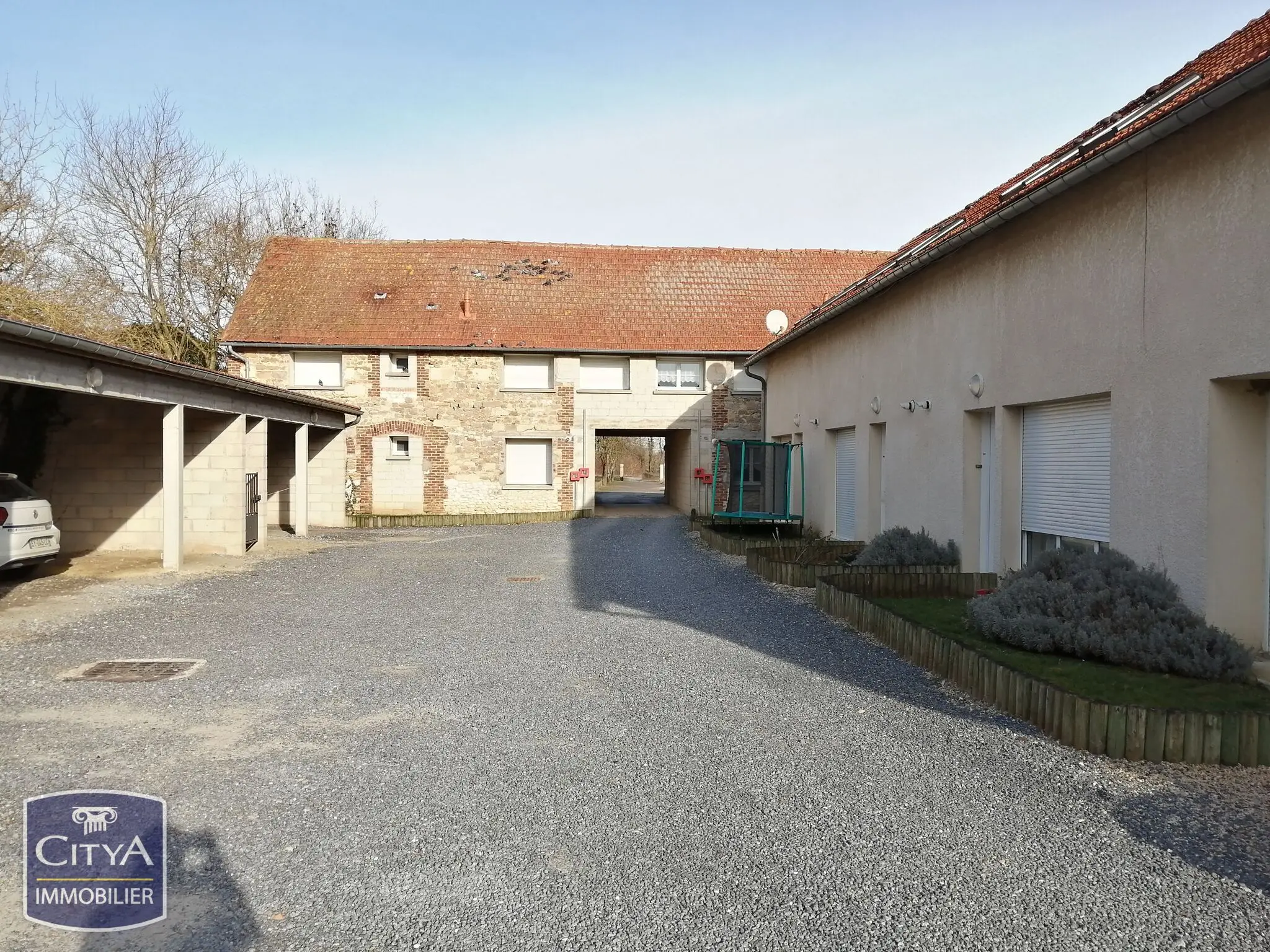 Photo 1 Immeuble 602m²