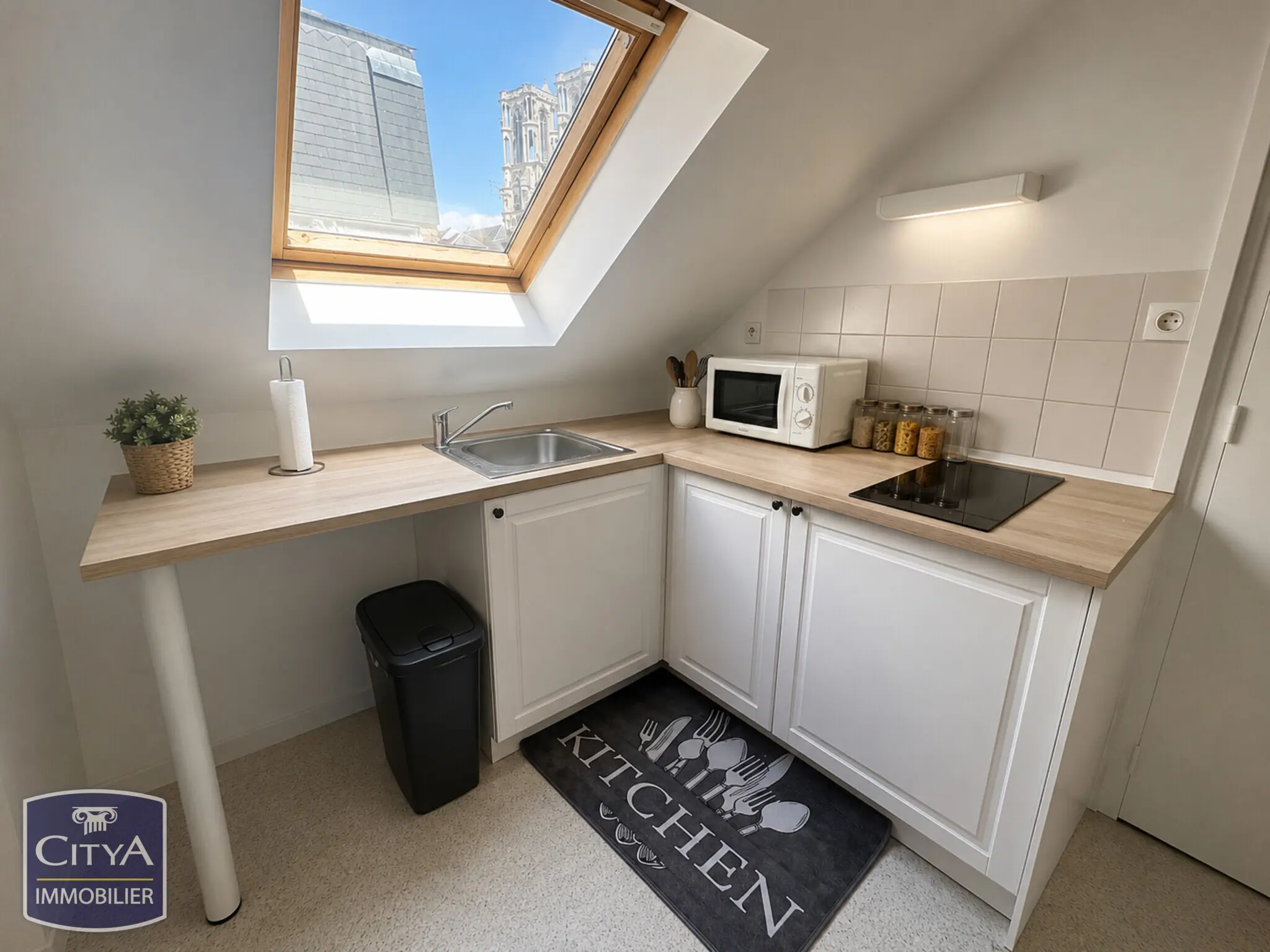 Photo 2 Appartement 1 pièce 15.23m²