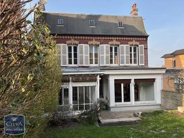 Photo 2 Maison 10 pièces 246m²