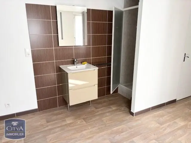 Photo 3 Appartement 4 pièces 75m²
