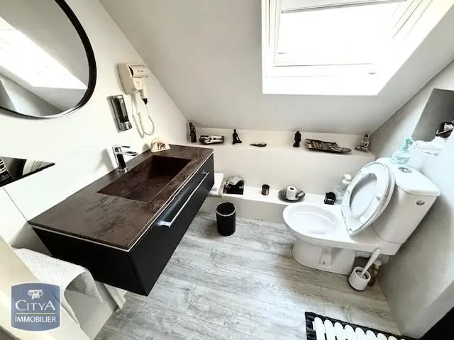 Photo 23 Maison 8 pièces 188m²