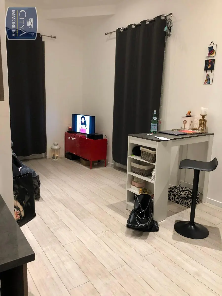 Photo 2 Appartement 1 pièce 25.34m²