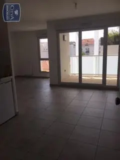 Photo 1 Appartement 1 pièce 32.02m²