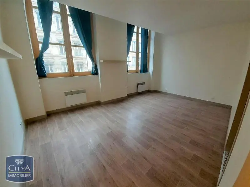 Photo 1 Appartement 1 pièce 26.56m²