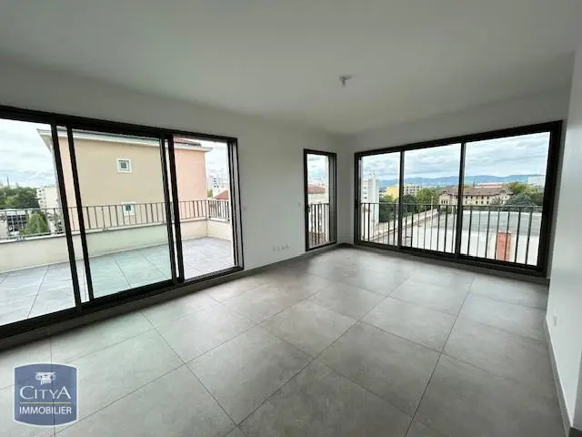 Photo 4 Appartement 5 pièces 102.44m²