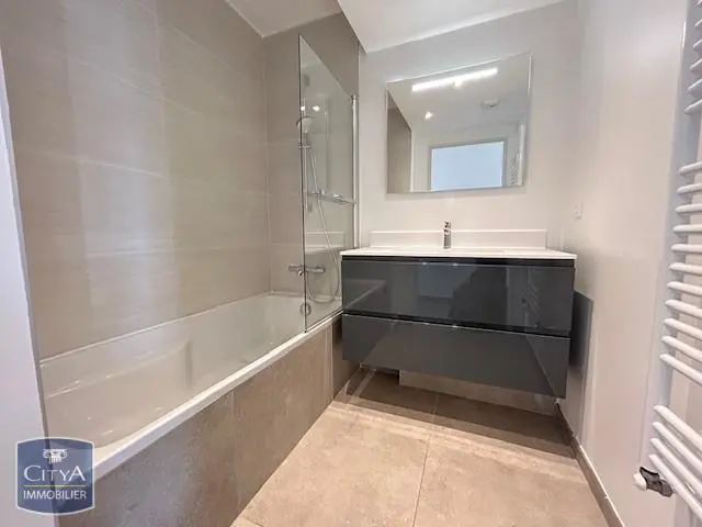 Photo 10 Appartement 5 pièces 102.44m²