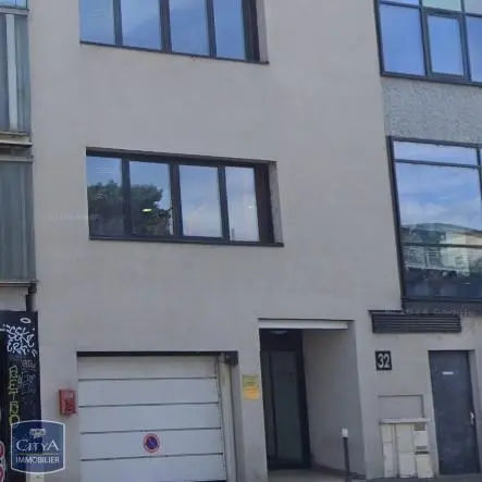 Photo 1 Parking