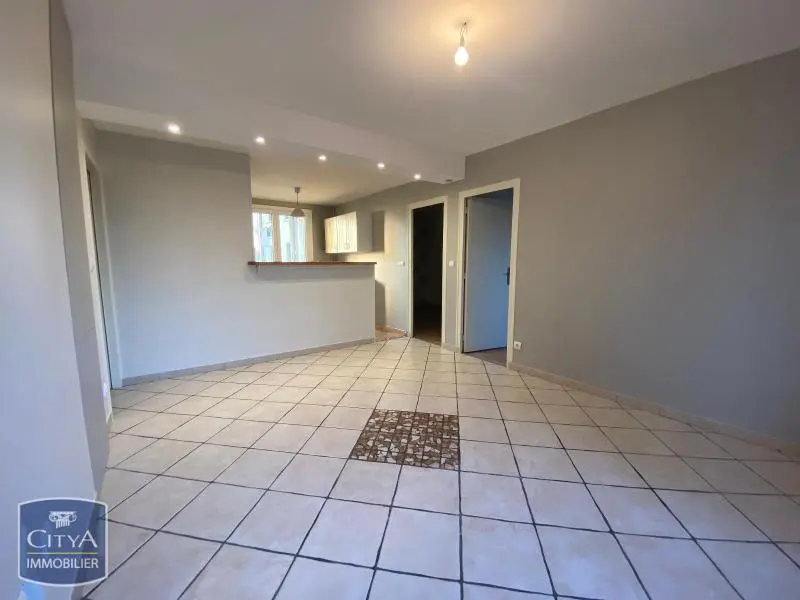 Photo 2 Appartement 4 pièces 61.45m²