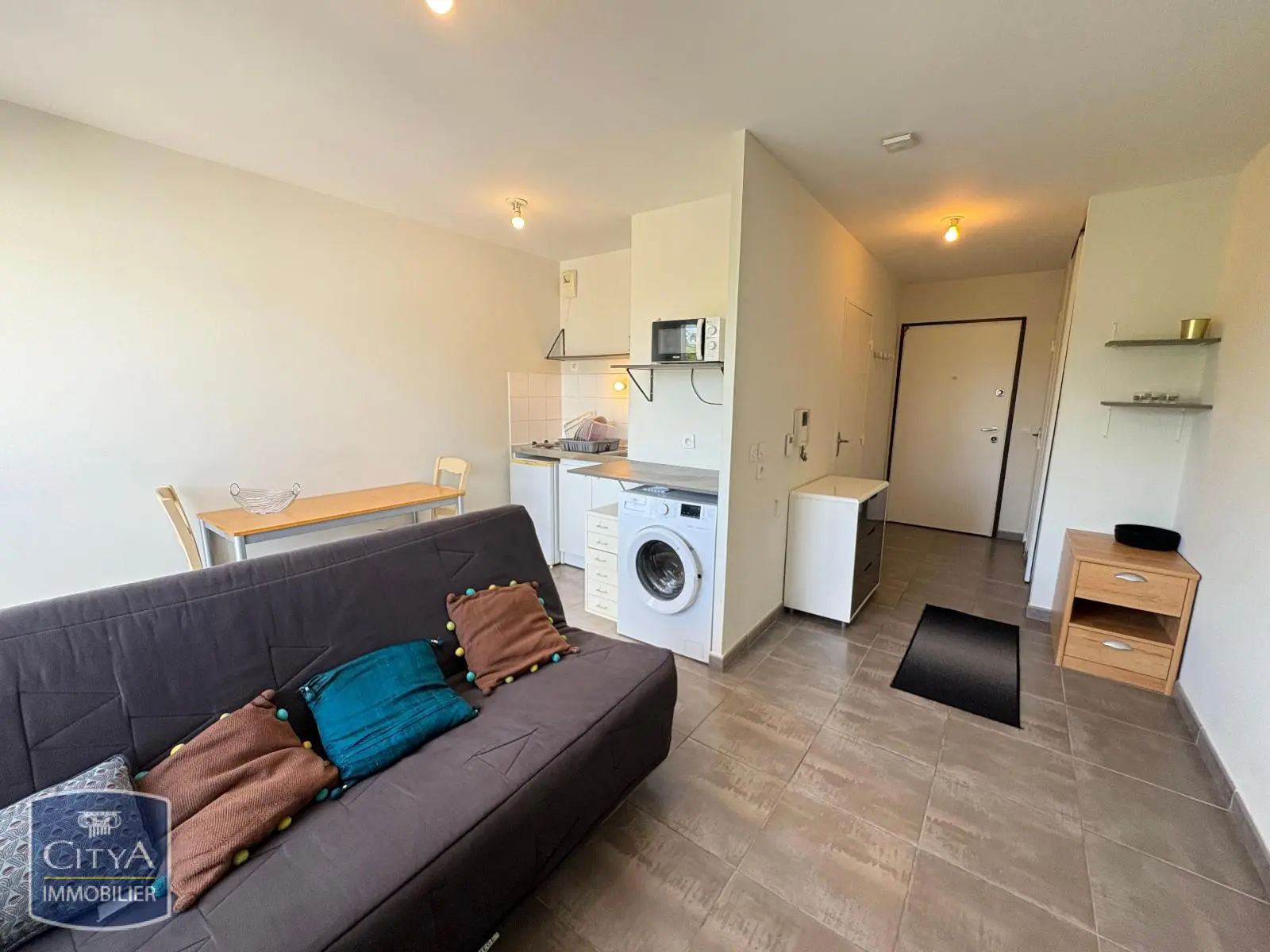 Photo 2 Appartement 1 pièce 24.47m²