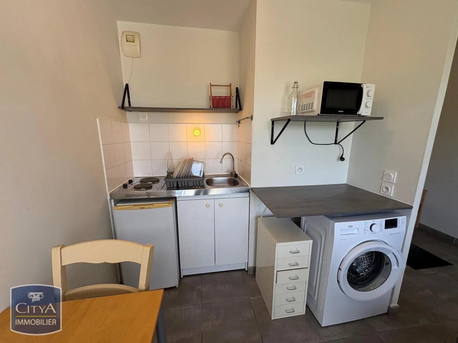 Photo 2 Appartement 1 pièce 24.47m²