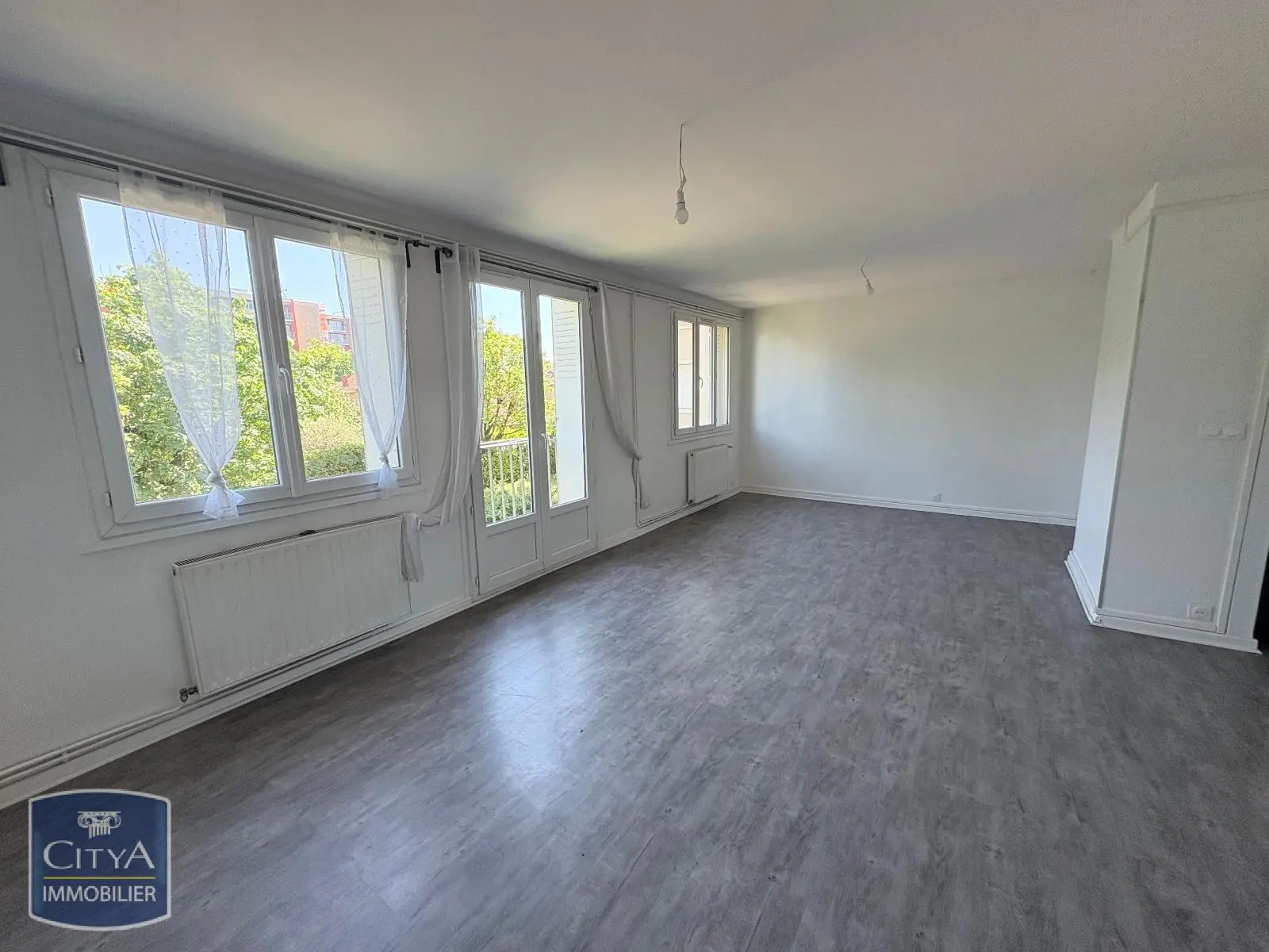 Photo 2 Appartement 4 pièces 77.5m²