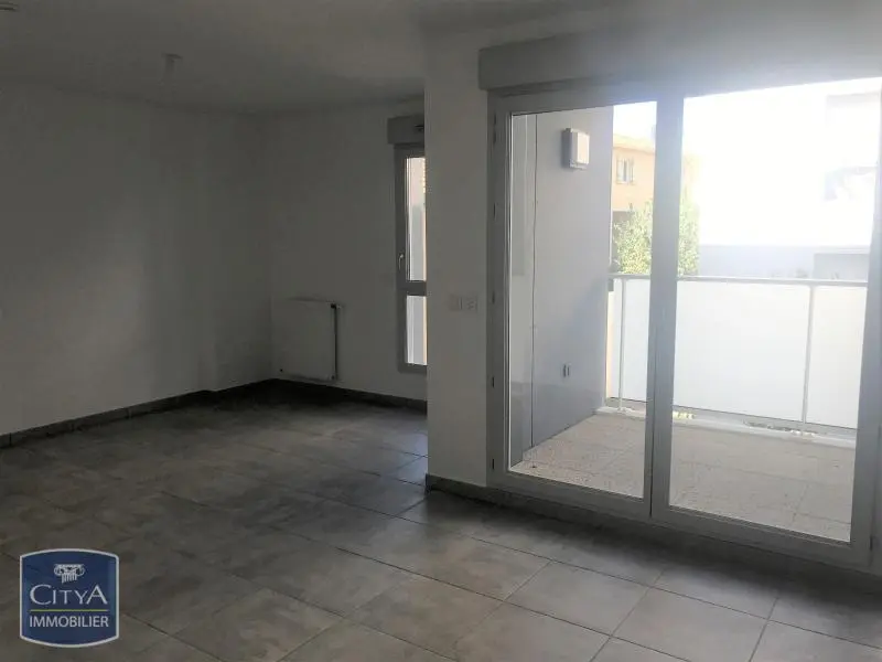 Photo 2 Appartement 1 pièce 32.24m²