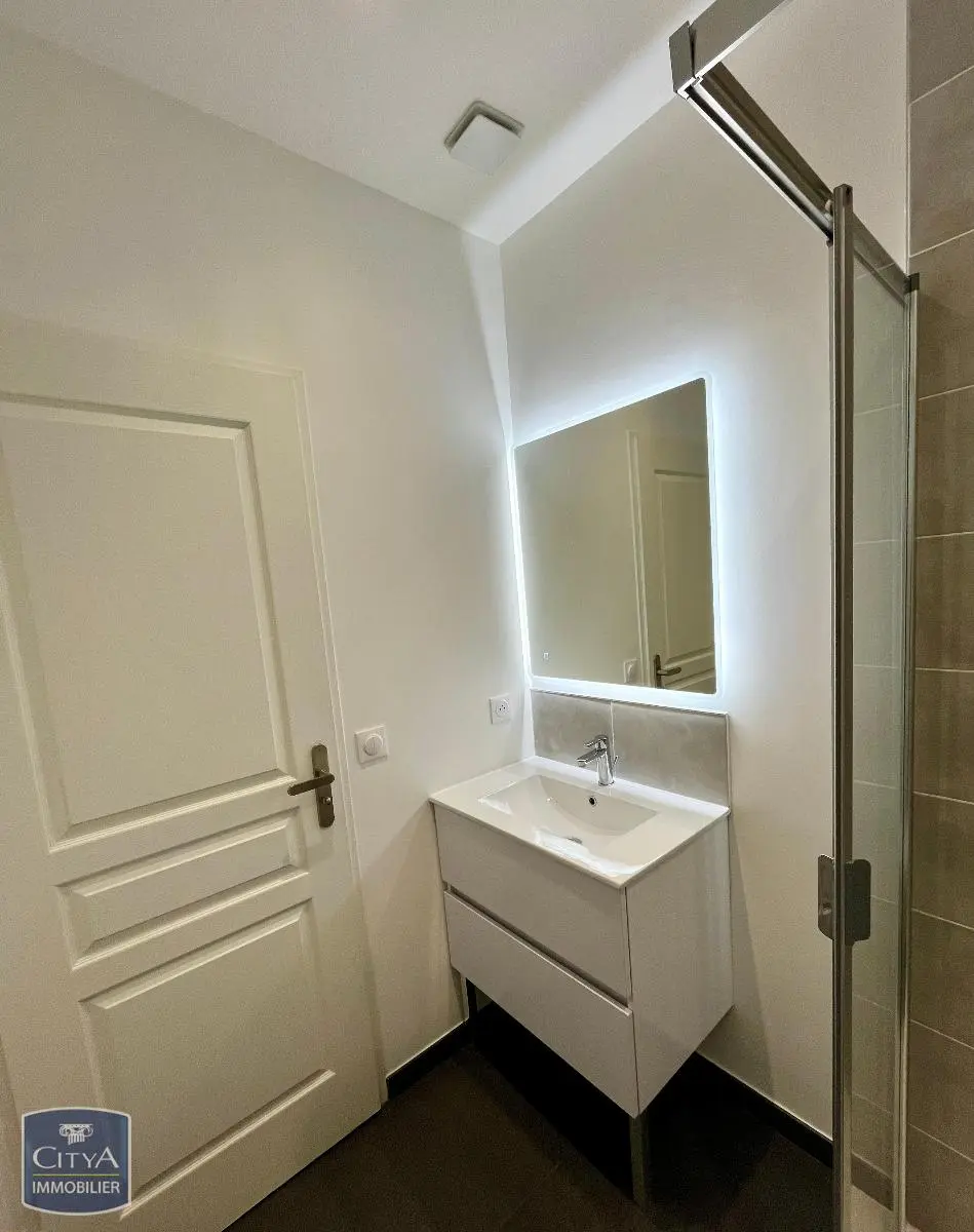 Photo 7 Appartement 1 pièce 17.92m²