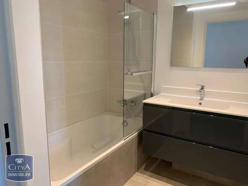 Photo 8 Appartement 5 pièces 102.44m²