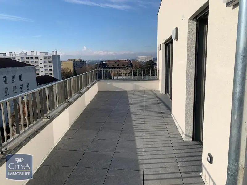Photo 1 Appartement 5 pièces 102.44m²